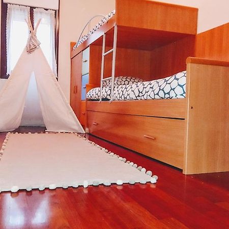 Friends&Family Apartment เอซกาไรย์ ภายนอก รูปภาพ