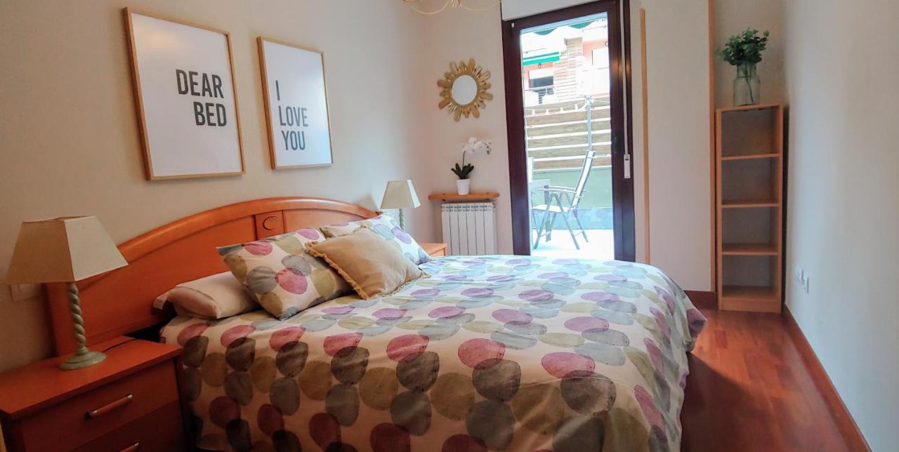 Friends&Family Apartment เอซกาไรย์ ภายนอก รูปภาพ
