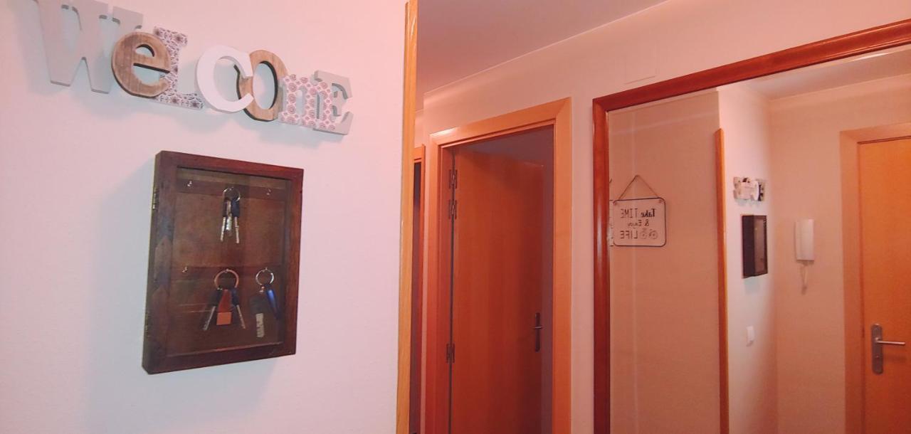 Friends&Family Apartment เอซกาไรย์ ภายนอก รูปภาพ