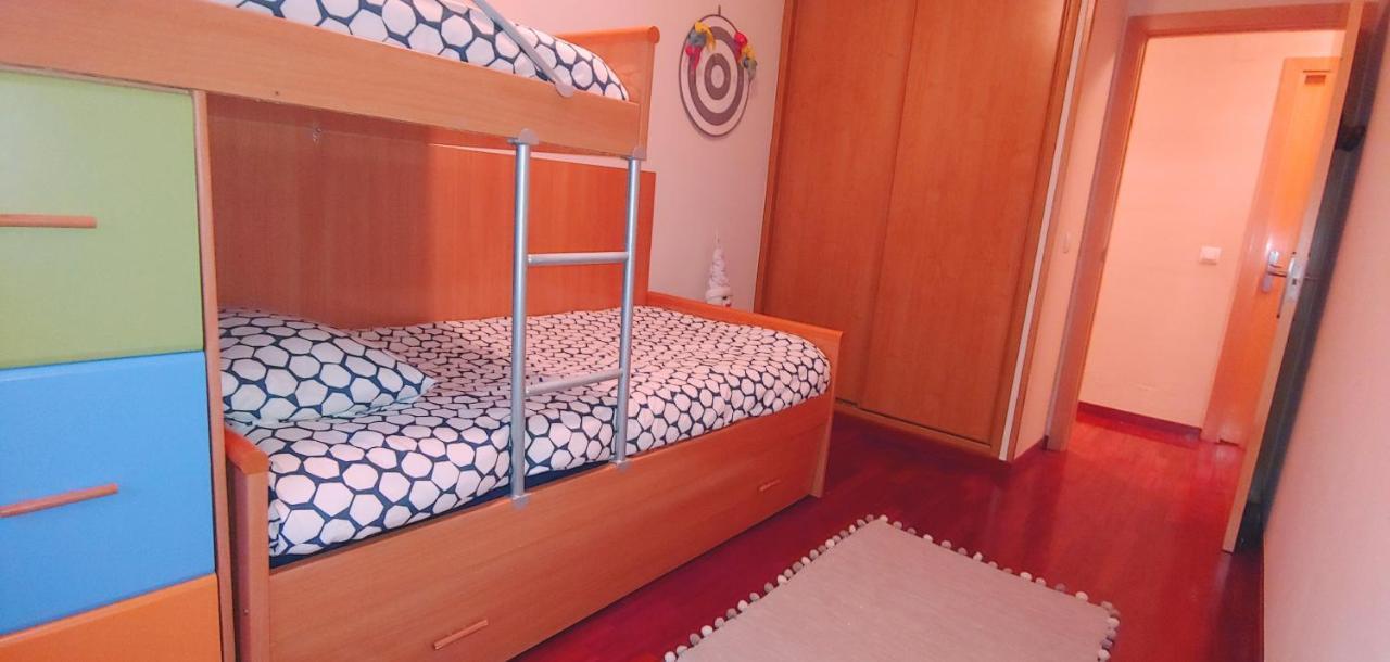 Friends&Family Apartment เอซกาไรย์ ภายนอก รูปภาพ