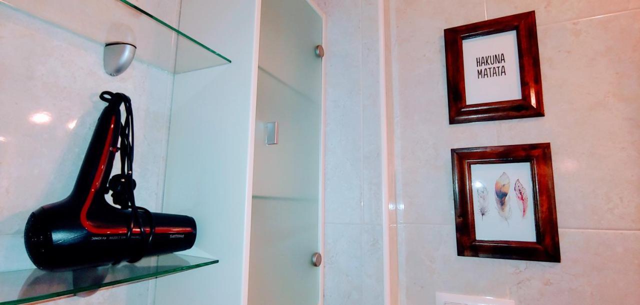 Friends&Family Apartment เอซกาไรย์ ภายนอก รูปภาพ