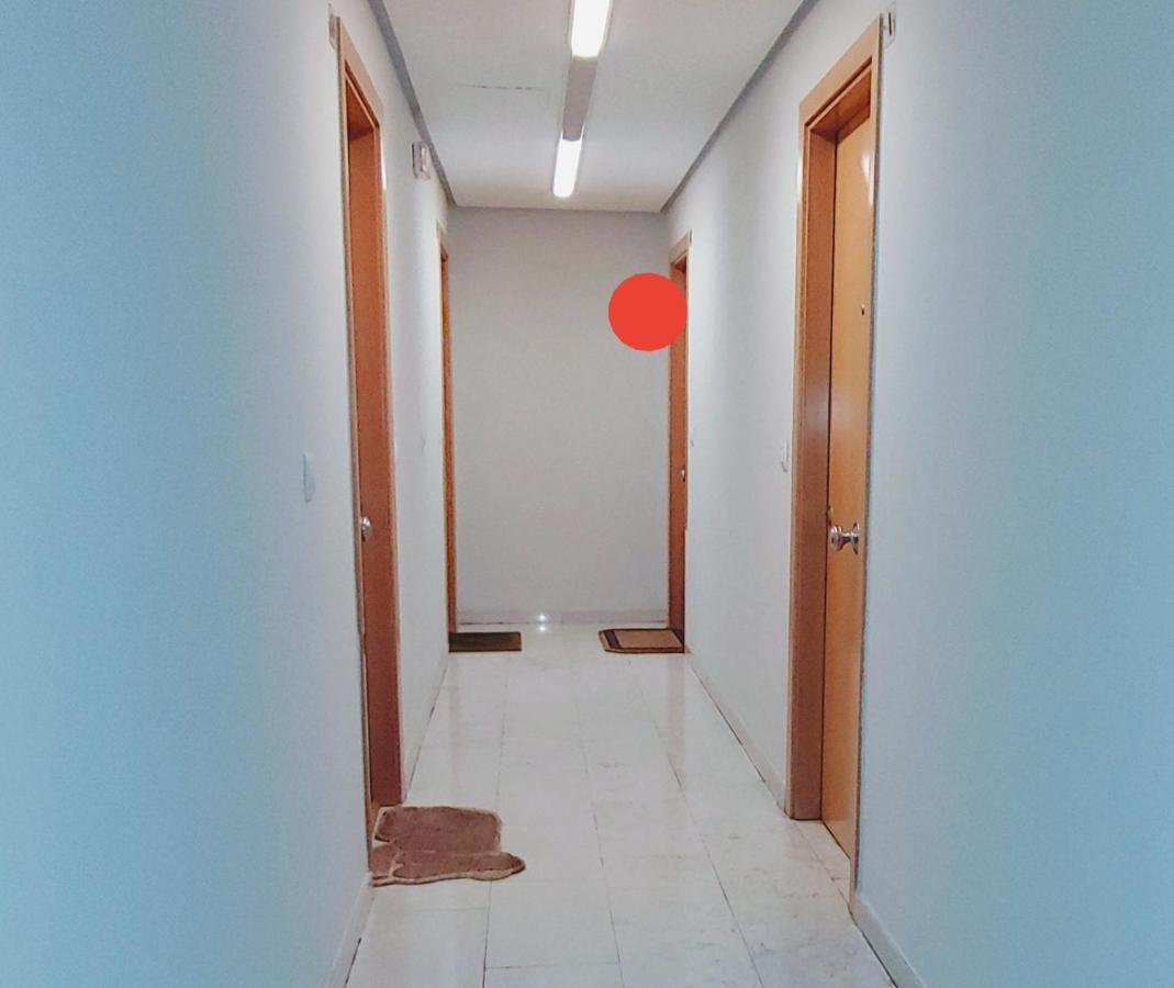 Friends&Family Apartment เอซกาไรย์ ภายนอก รูปภาพ