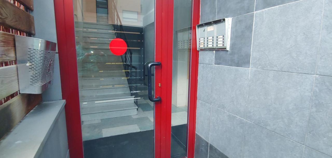 Friends&Family Apartment เอซกาไรย์ ภายนอก รูปภาพ